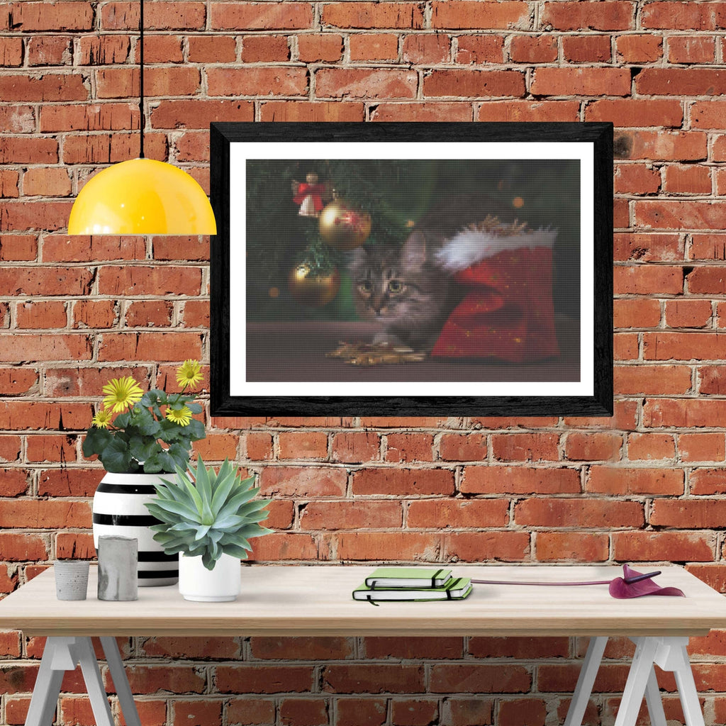 Hunting The Ornaments — Diamond Painting Kit